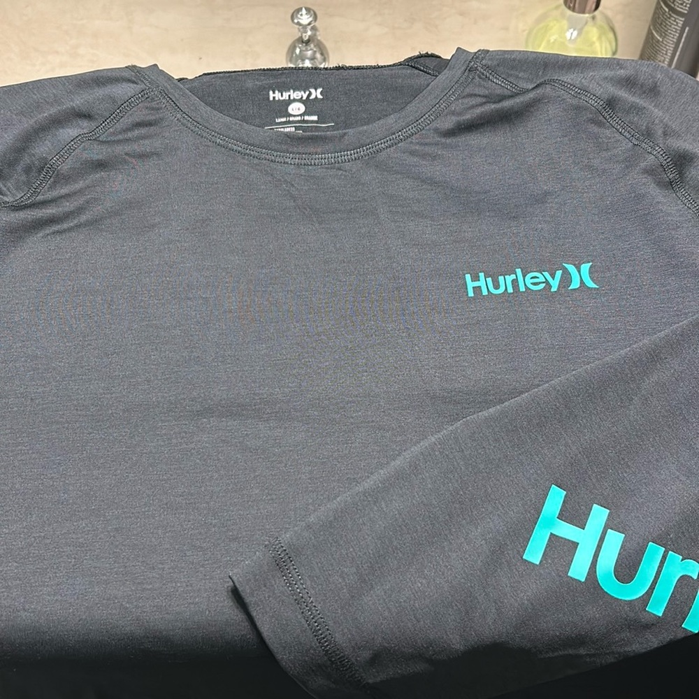 Men’s Hurley Rashguard / swim shirt